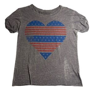 Freeze 24-7 Graphic Tee Gray Heart American Flag Stars Stripes Small Women